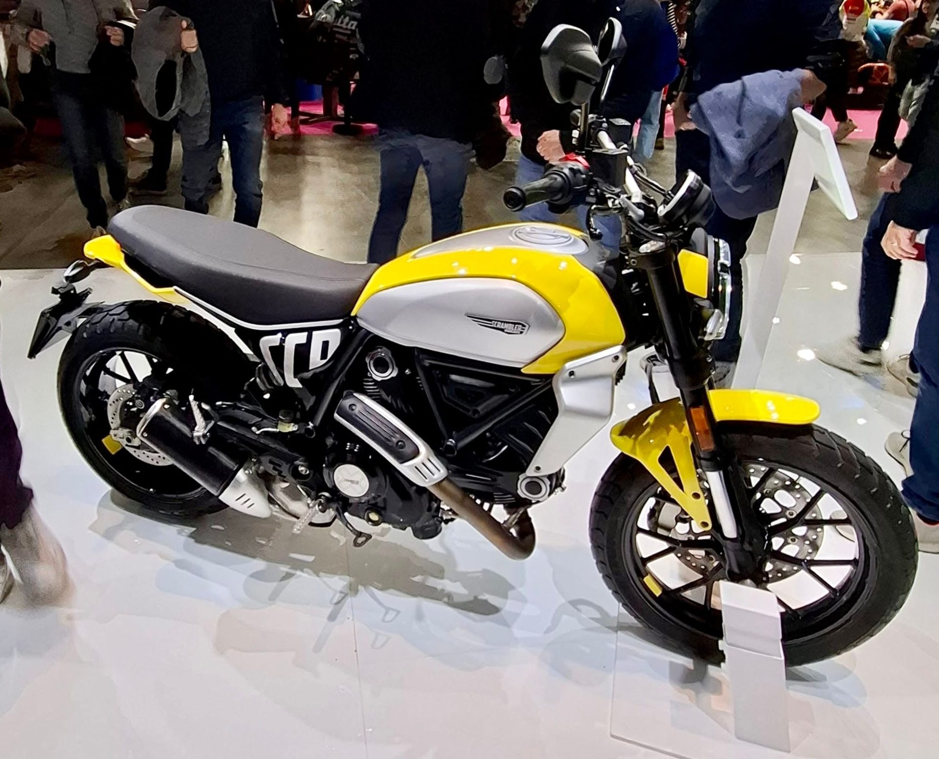 Ducati Scrambler ICON - (2G) Dark